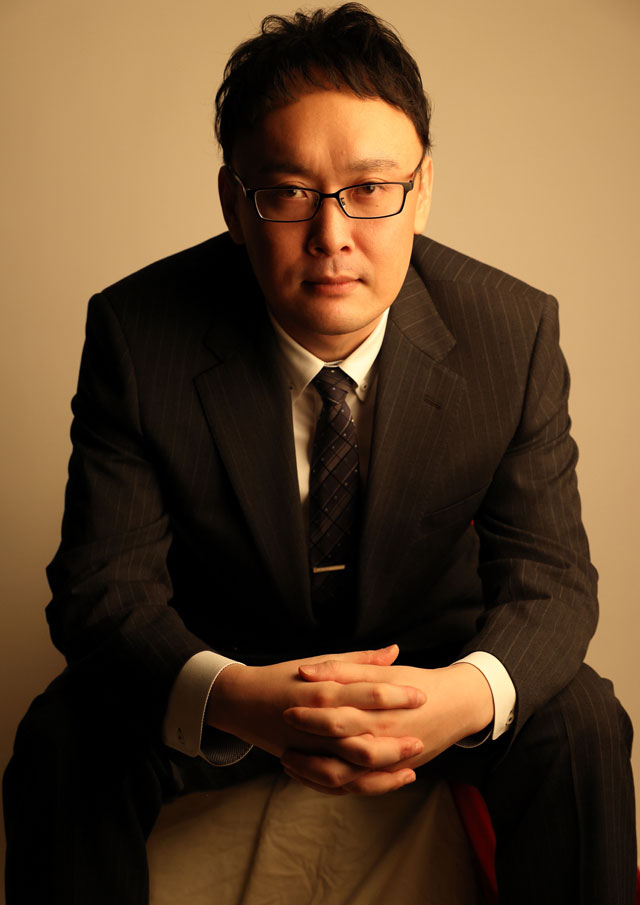 綱川隆晃
